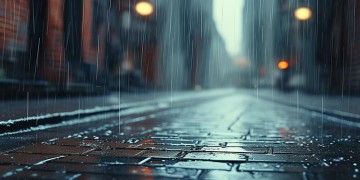 下雨带走了眼泪究竟是哪首歌？