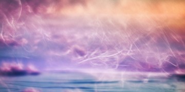 与你交织的天空究竟是哪首歌？